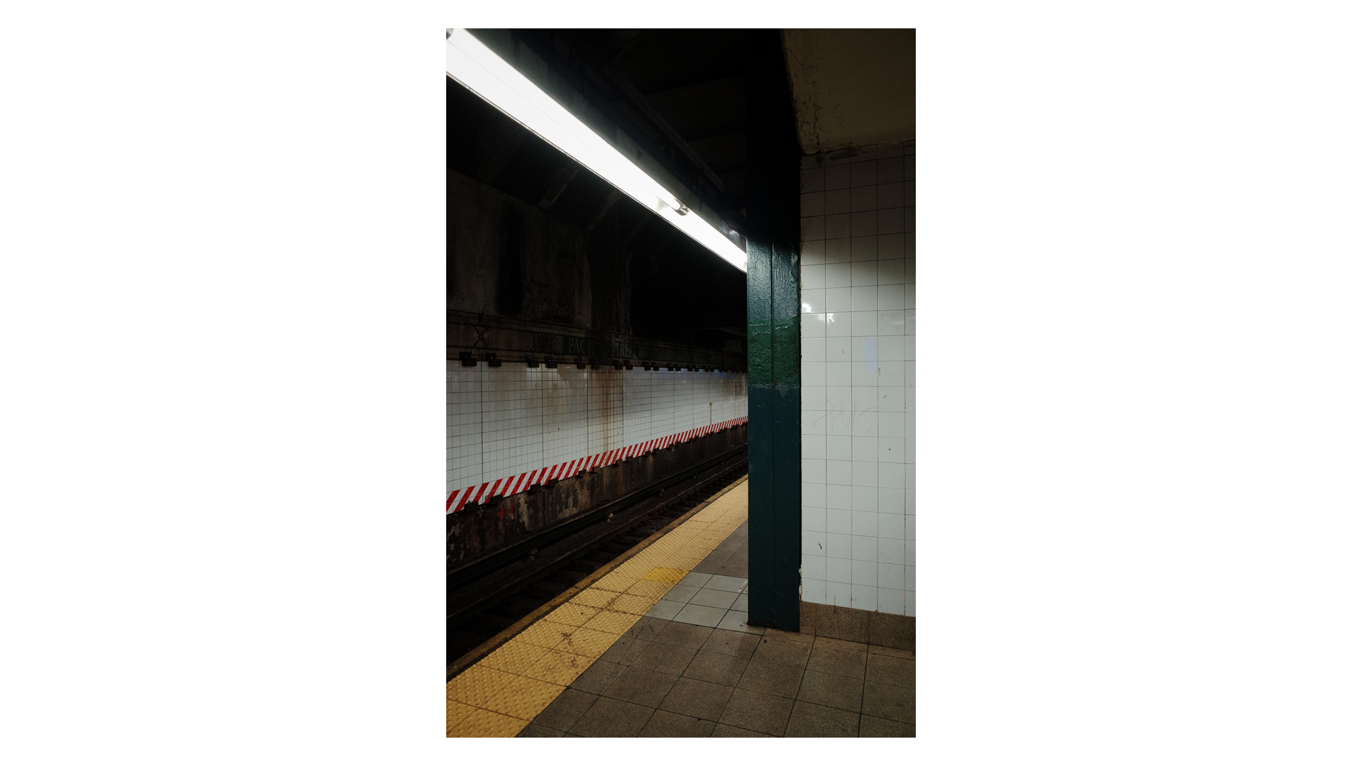 ‘NYC Subway Horror’. Copyright by Nathaniel Phillips.